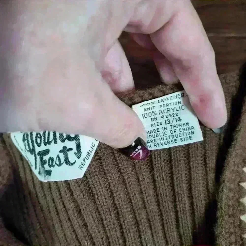 Vintage Leather and Knit western set skirt and vest 9/10 - Picture 2 of 7